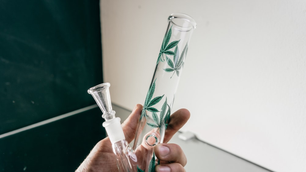 marijuana smoking equipment 2